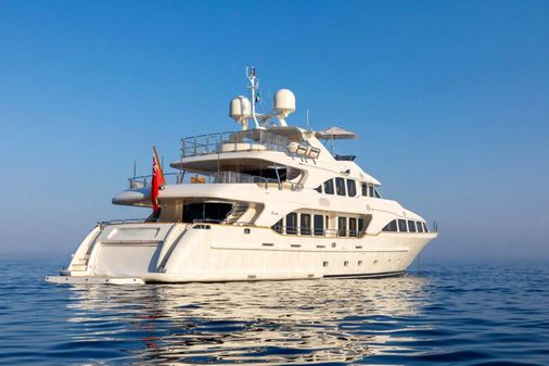 Benetti 120 image