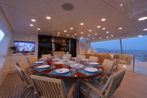 Benetti 120 image