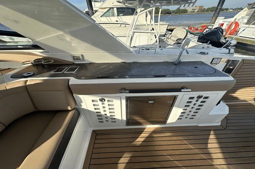 Sea Ray 400 SLX image