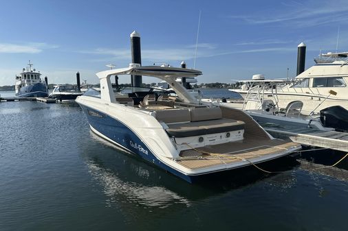 Sea Ray 400 SLX image