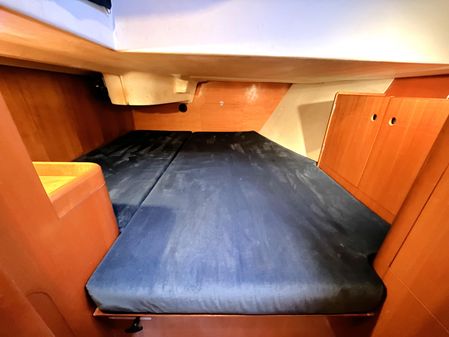 Beneteau First 42S7 image