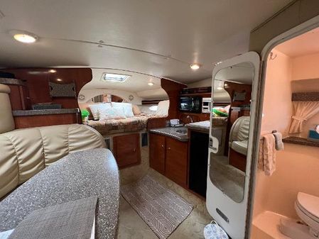 Rinker FIESTA-VEE-312 image