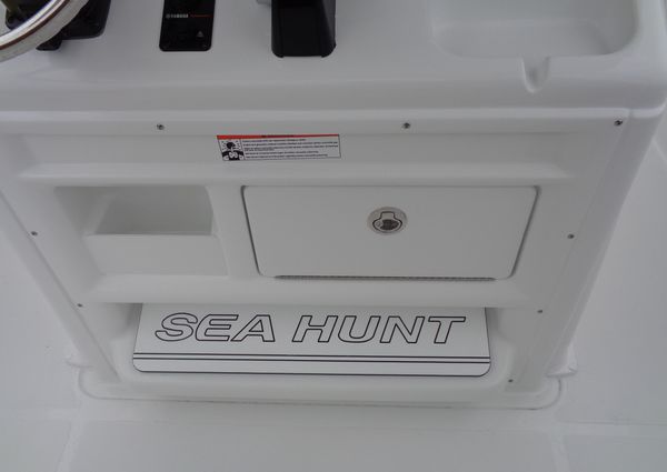 Sea-hunt ULTRA-255-SE image