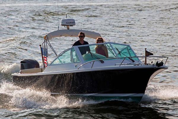 Hunt Yachts Harrier 26 - main image