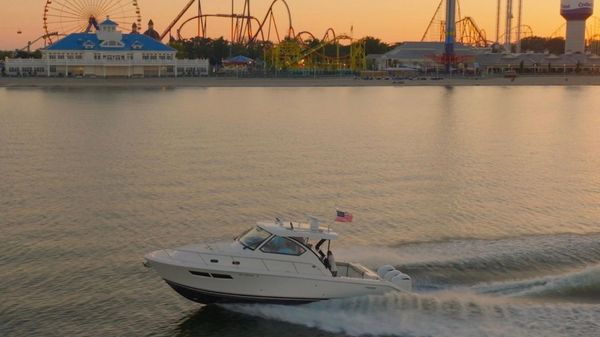 Pursuit OS 355 Offshore