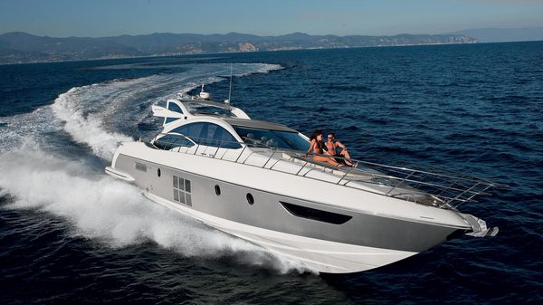 Azimut 62S