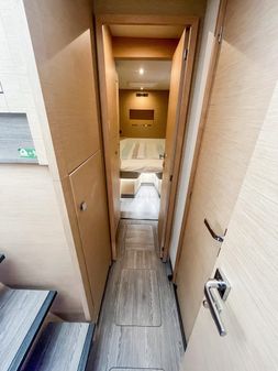 Fountaine Pajot MY 44 image