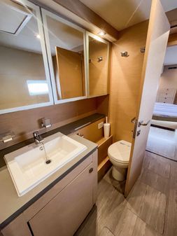 Fountaine Pajot MY 44 image