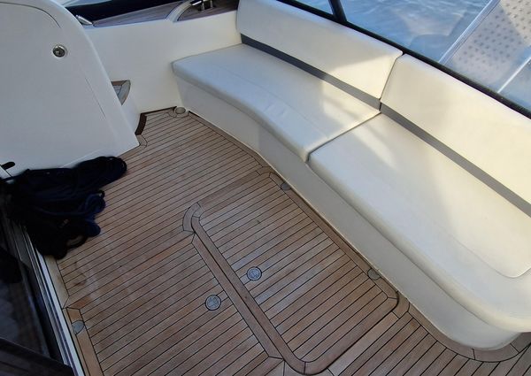 Princess-yachts 42-FLYBRIDGE image