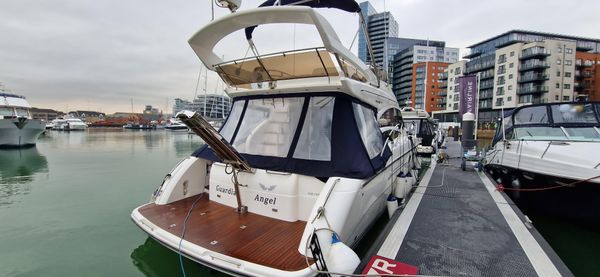 Princess-yachts 42-FLYBRIDGE image