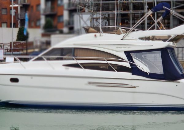 Princess-yachts 42-FLYBRIDGE image