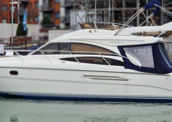 Princess-yachts 42-FLYBRIDGE image