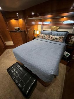 Carver 530 Voyager Pilothouse image