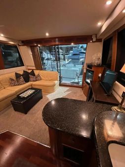 Carver 530 Voyager Pilothouse image