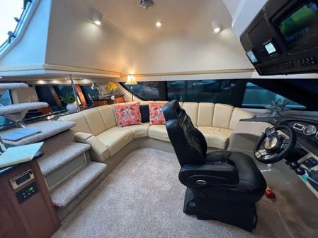 Carver 530 Voyager Pilothouse image