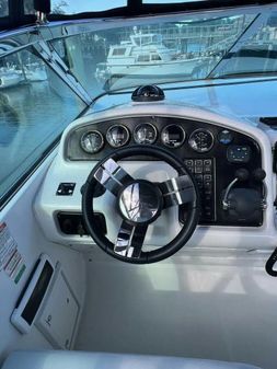 Carver 530 Voyager Pilothouse image