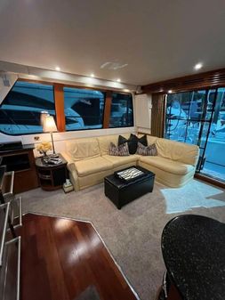 Carver 530 Voyager Pilothouse image