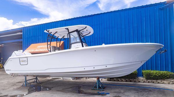 Sea Hunt Gamefish 30 Forward Seating 