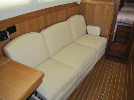 Catalina 440 image