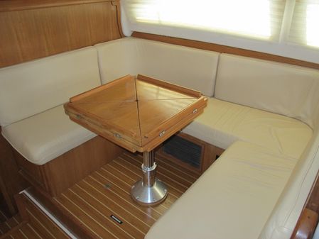 Catalina 440 image