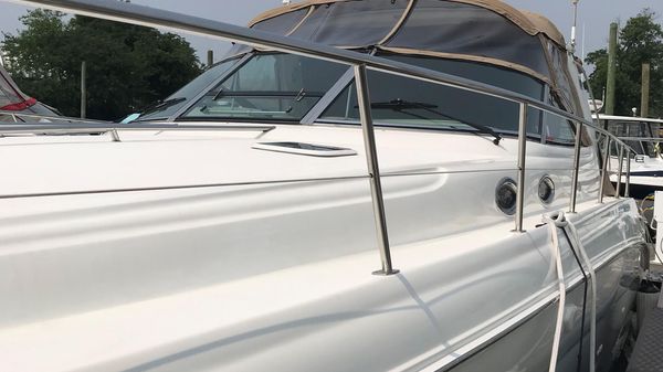 Sea Ray 380 Sundancer
