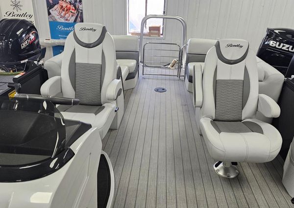 Bentley-pontoons ELITE-253-ADMIRAL image