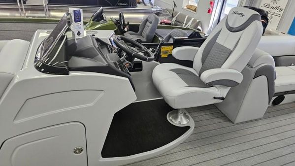 Bentley-pontoons ELITE-253-ADMIRAL image