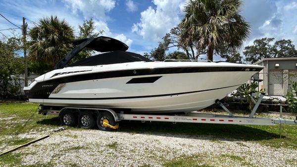 Cruisers Yachts 338 Sport Series 