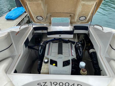 Four Winns H260 image