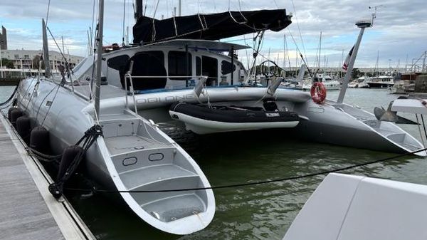 Catamaran Trimarine Carrera 57 