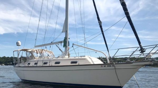 Island Packet 380
