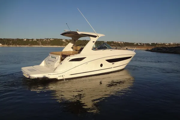 Sea-ray SUNDANCER-350 image