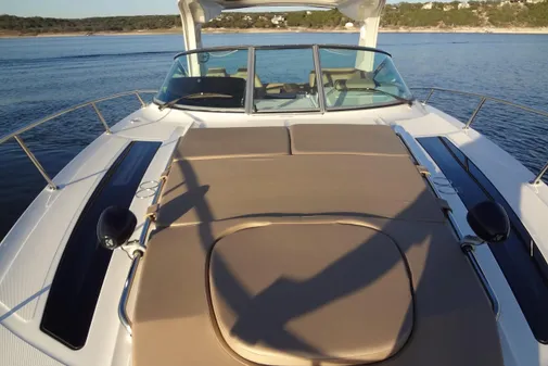 Sea Ray Sundancer 350 image