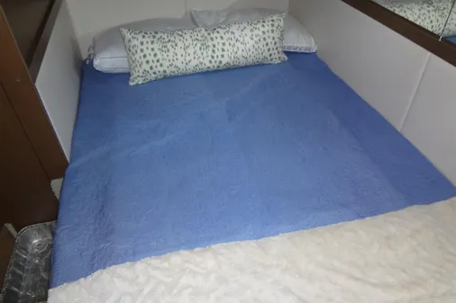 Sea Ray Sundancer 350 image