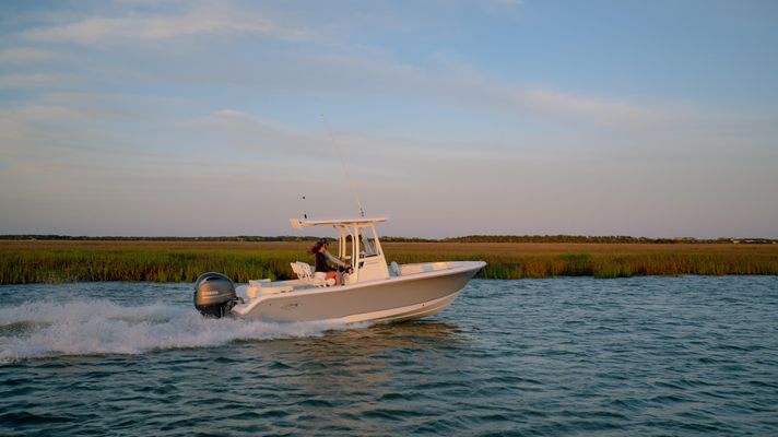 Sea Hunt Ultra 219 - main image