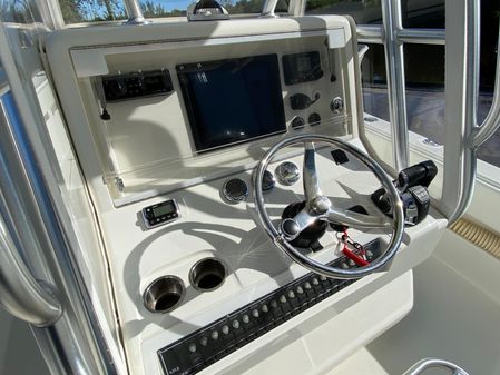 SeaVee 320Z image