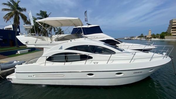 Azimut 42 Flybridge