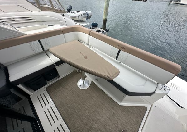 Sea Ray Sundancer 400 image