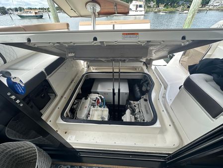 Sea Ray Sundancer 400 image