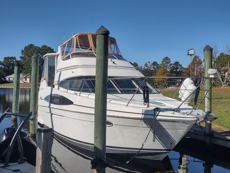 Carver 366 Motor Yacht image