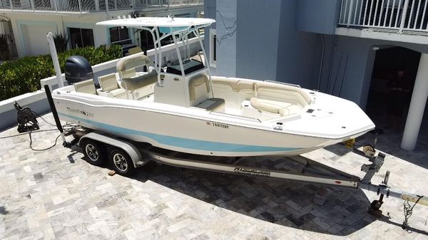 NauticStar 231 Angler 