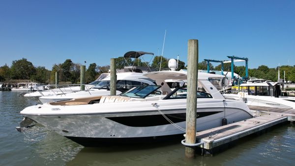 Sea Ray SLX 400