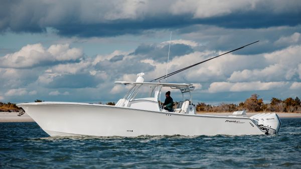 Front Runner 39 Center Console