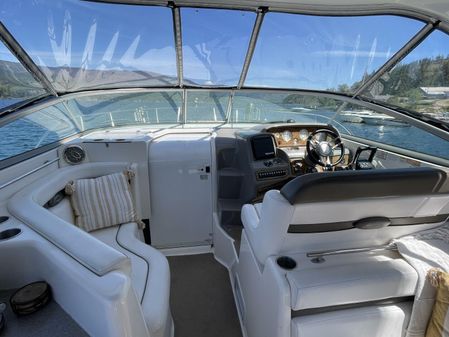 Rinker 350 Express Cruiser image