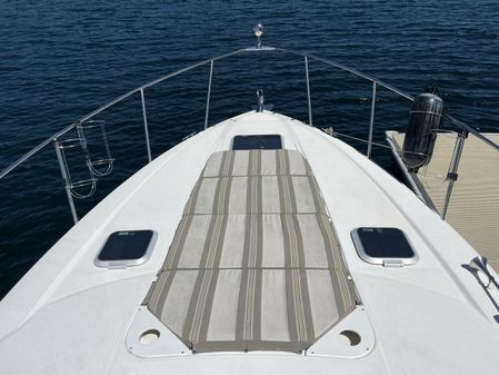 Rinker 350 Express Cruiser image