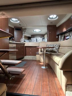 Crownline 350 SY image