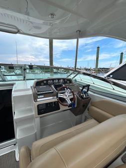 Crownline 350 SY image