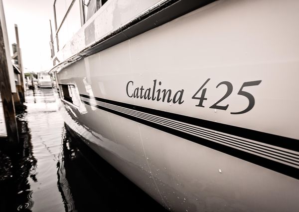 Catalina 425 image