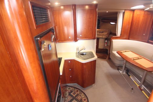 Cruisers-yachts 370-EXPRESS image