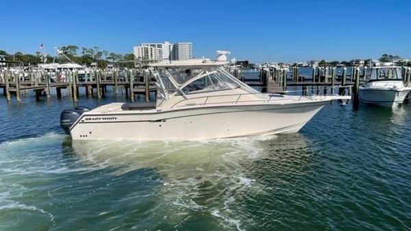 Grady-White Express 330